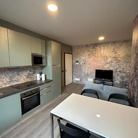 Corte Grande Apartment Lipomo ภายนอก รูปภาพ