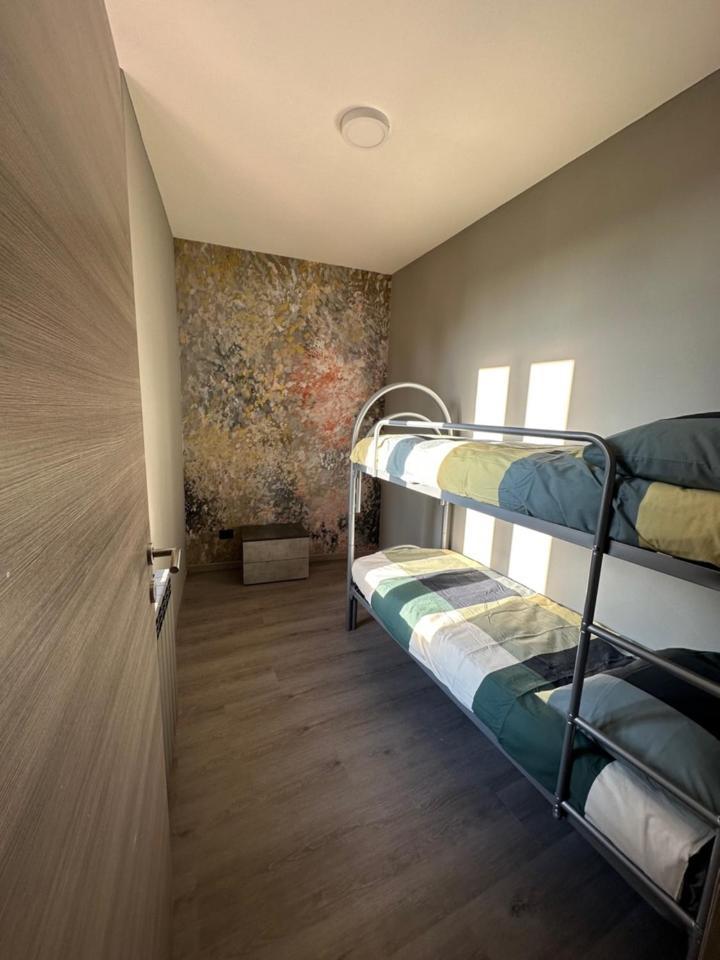 Corte Grande Apartment Lipomo ภายนอก รูปภาพ
