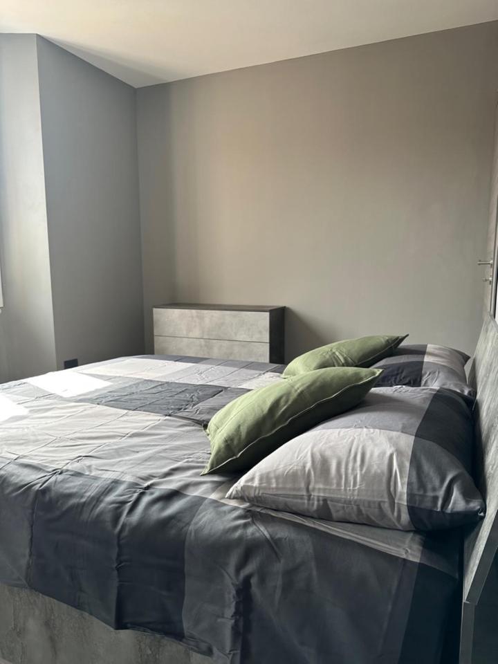 Corte Grande Apartment Lipomo ภายนอก รูปภาพ
